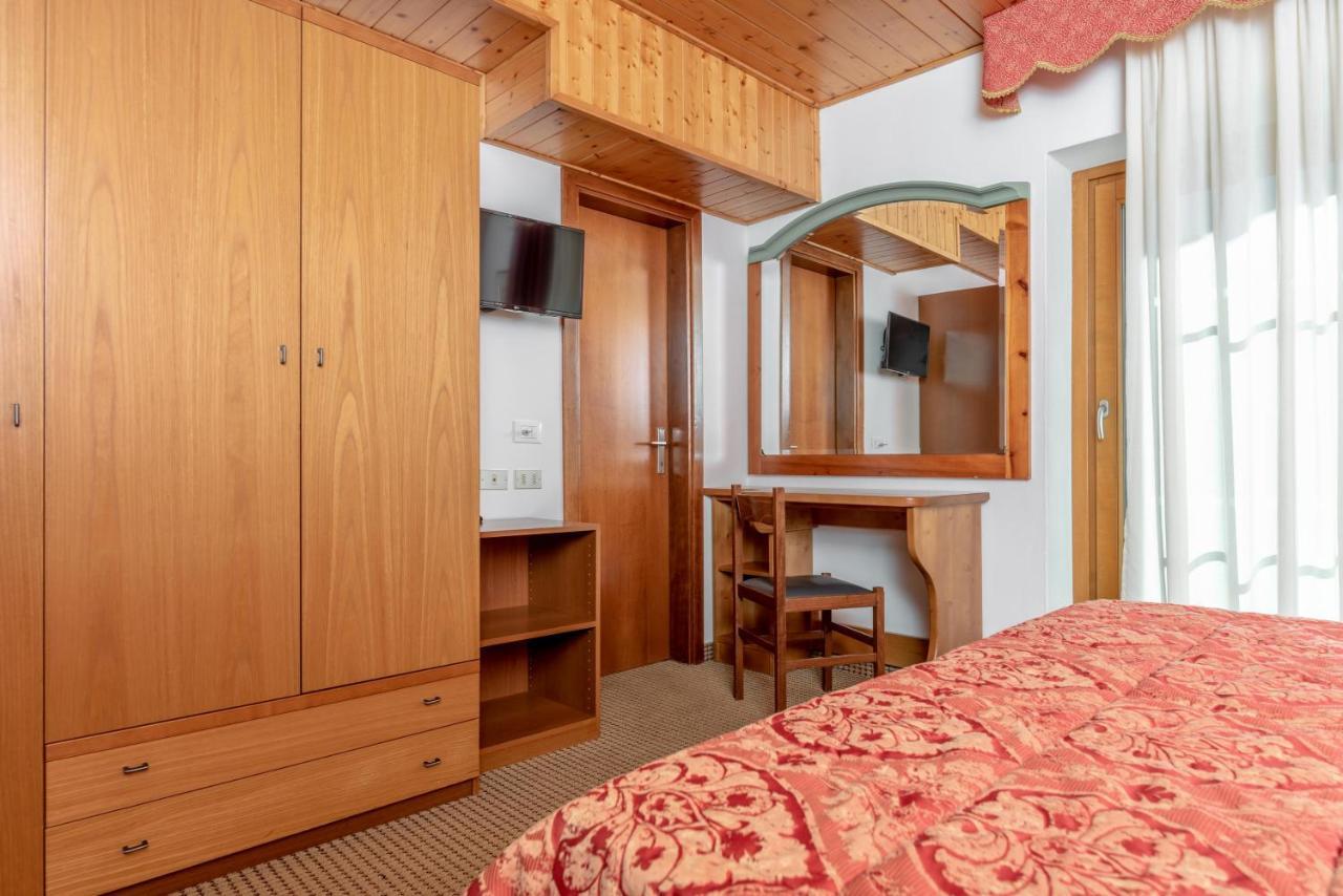 Hotel Italo Madonna di Campiglio Luaran gambar