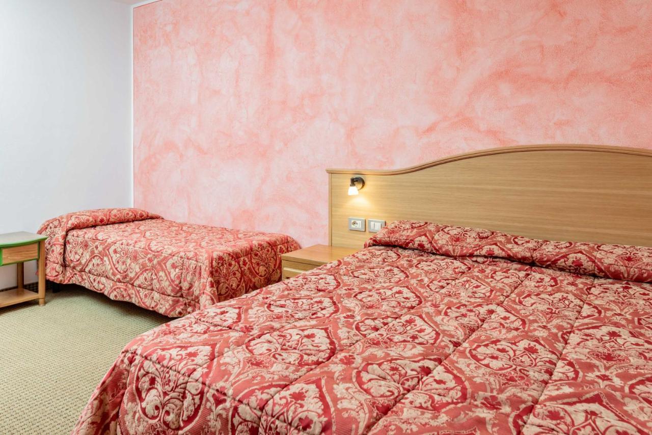 Hotel Italo Madonna di Campiglio Luaran gambar