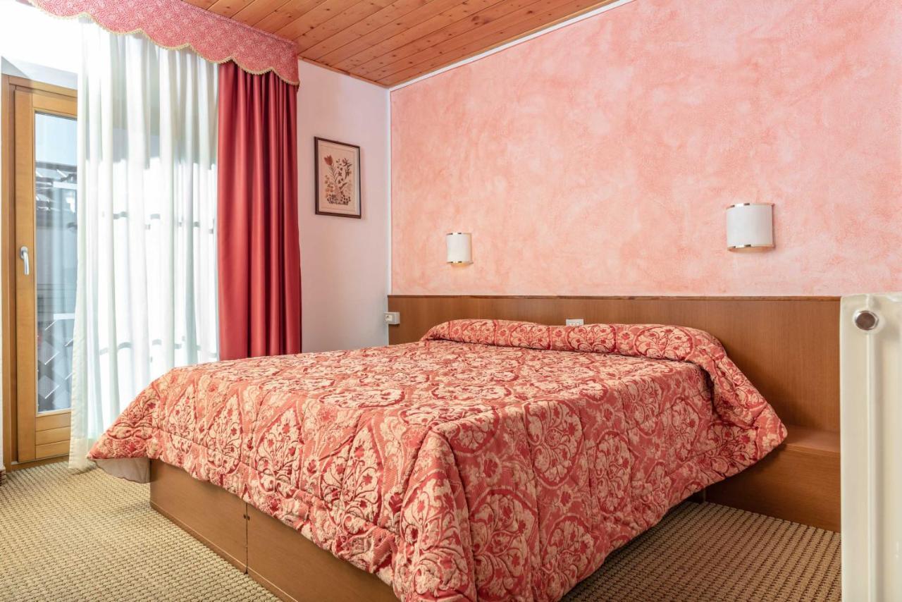 Hotel Italo Madonna di Campiglio Luaran gambar